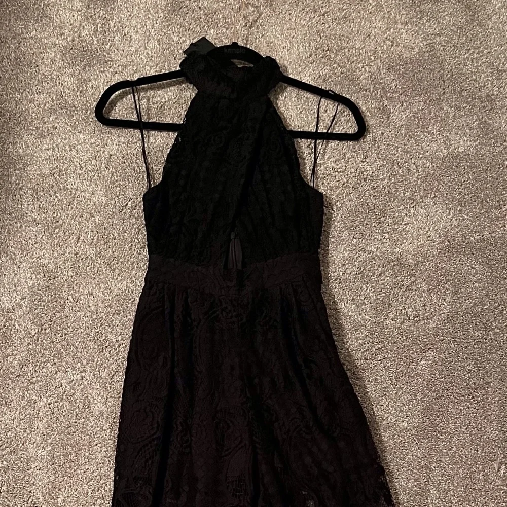 Kendall & Kylie halter-neck lace jumpsuit with cutouts XS - Picture 10 of 11